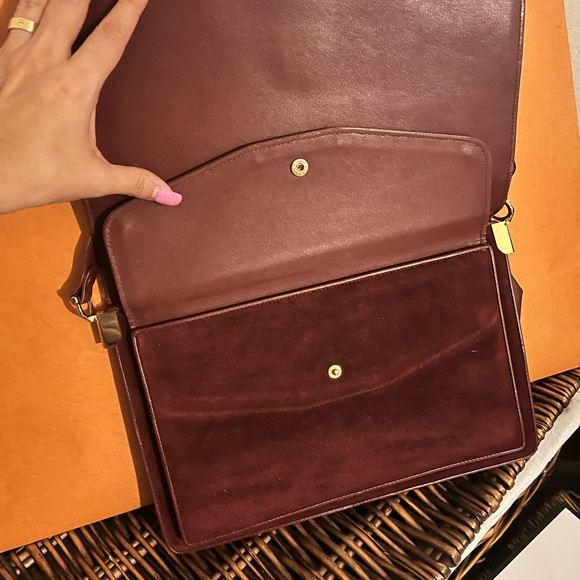 Authentic Cartier cross body bag - Picture 5 of 6